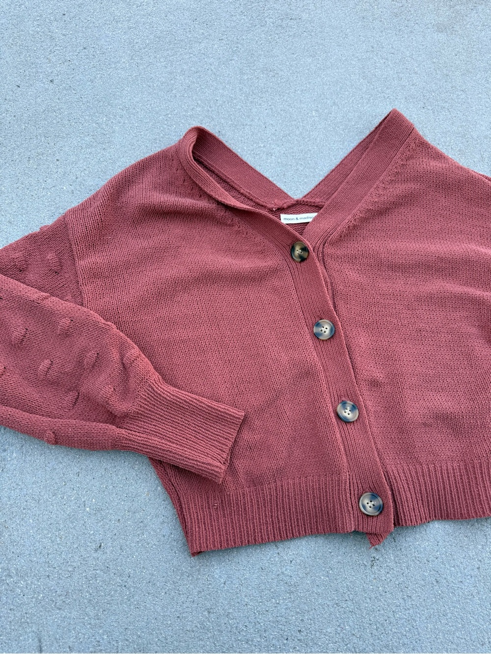 cropped cardigan - Picture 2 of 4